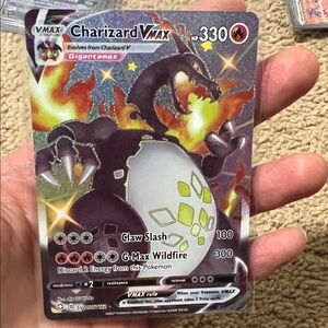 Pokemon Charizard V Max